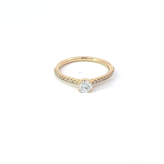 Ronde Briljante Verlovingsring met een Pavé Diamant